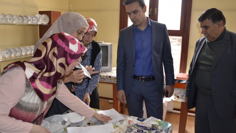EMETLİ KADINLAR ÜRETİYOR EMET KAZANIYOR