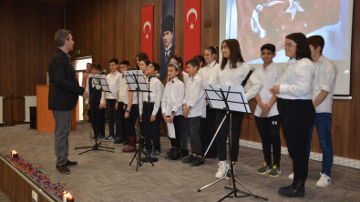 24 KASIM ÖĞRETMENLER GÜNÜ NEDENİYLE EMET GAZİKEMAL İLKÖĞRETİM OKULUNDA BİR PROGRAM DÜZENLENDİ...