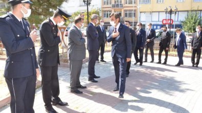 30 AĞUSTOS ZAFER BAYRAMI TÖRENLERİ  AÇIK HAVADA  TEBRİK KABULÜ İLE SONA ERDİ.
