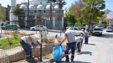 DAHA TEMİZ VE YEŞİL BİR EMET İÇİN TÜM EKİPLERİMİZLE SAHADAYIZ...