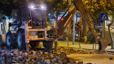 GECE GÜNDÜZ DEMEDEN ÇALIŞIYORUZ