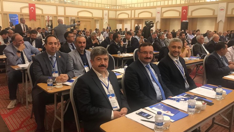 BELEDİYE BAŞKANIMIZ HÜSEYİN DOĞAN'DAN EKB BAŞKANI SEÇİLEN BAŞKAN ZOLAN 'A TEBRİK