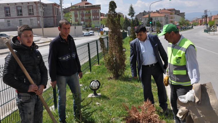 Okullar Caddemiz Bahar'a Hazırlanıyor