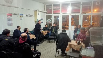 Ramazan ayı vesilesi ile teravih namazını Hergün bir camide idrak eden Belediye Başkanımız Hüseyin Doğan namaz sonrası Çevrede bulunan Kahvehanelerde Vatandaşlarla buluşuyor