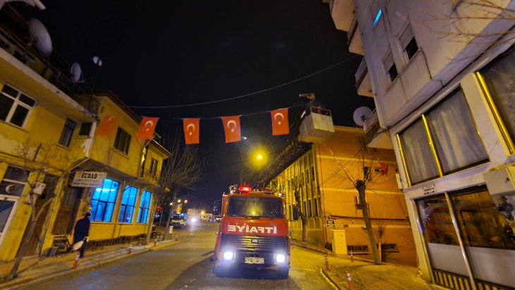 18 Mart  Çanakkale Zaferi ve 27 Nisan 1922 Emet Cevizdere Zaferimizin 100.yılı  münasebetiyle Emet belediyemizce ilçemizi  Bayraklarla Donatıyoruz..