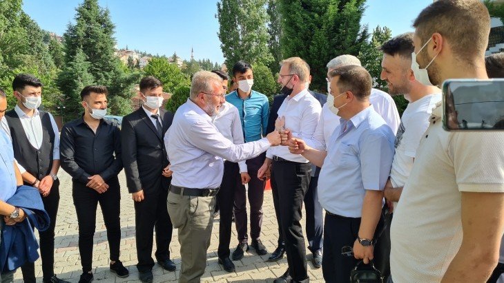 AK PARTİ KÜTAHYA MİLLETVEKİLİ AHMET TAN, BİR DİZİ ETKİNLİĞE KATILMAK, VE ESNAF ZİYARETLERİ İÇİN İLÇEMİZE GELDİ...