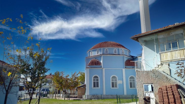 BELEDİYEMİZ PARK BAHÇE TEMİZLİK İŞLEİR AMİRLİĞİNCE İLÇEMİZ 1. ETAP TOKİ KONUTLARI VE ESENTEPE MEVKİİNDE ÇEVRE TEMİZLİK ÇALIŞMALARI GERÇEKLEŞTİRİLDİ...