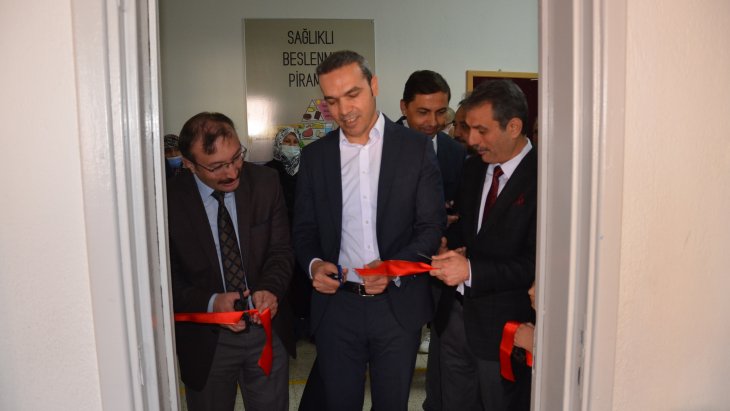 EMET 3 EYLÜL İLKOKULUMUZ AHŞAP TASARIM ATÖLYEMİZDE MİNİK ÖĞRENCİLERİMİZİN 