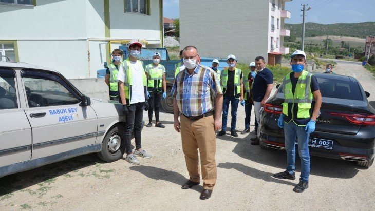 Emet Belediyemizden 5 bin Haneye Bayram İkramı ve Maske Dağıtımı