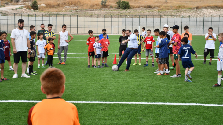 Emet Belediyesi, ilçedeki gençleri spor ile eğitiyor