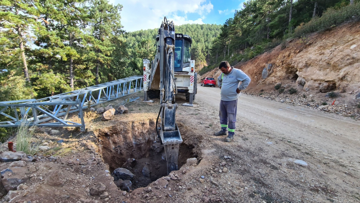EMET GÖLETİ ARITMA TESİSİ İÇİN  ORTA GERİLİM KAFES DİREK DİKİM İŞLEMİ YAPTIRILIYOR.