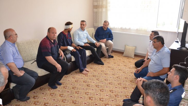 EMET İLÇEMİZDE GEÇİCİ İKAMET EDEN GAZİMİZ UZMAN ÇAVUŞ HASAN CAN'A ZİYARET