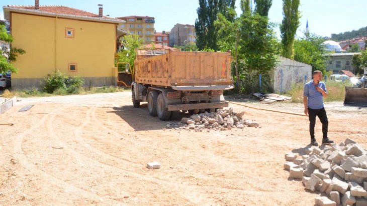 Emet'e Portatif Yüzme Havuzu Yapılacak