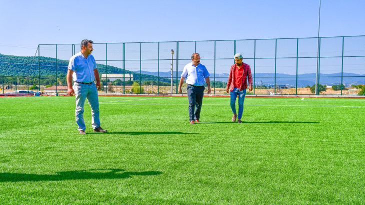 Emet’te 8 adet spor sahası ve 1 yeni şehir stadı hizmete girmek üzere