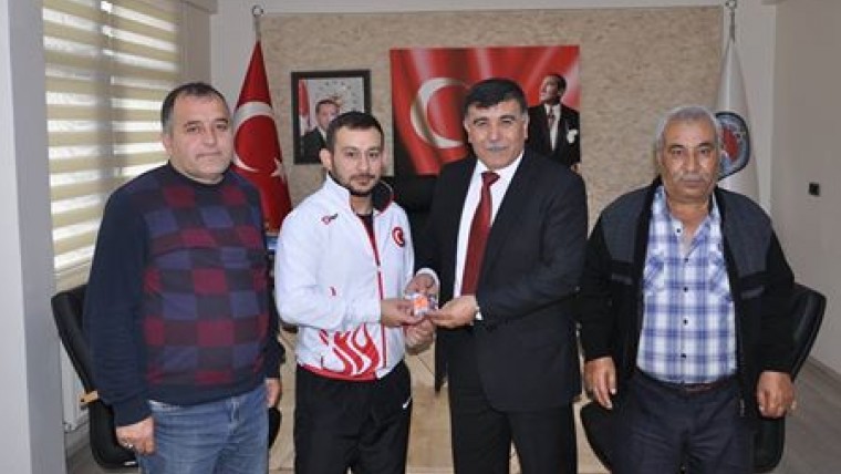 ŞAMPİYONUMUZ BELEDİYEMİZDEYDİ