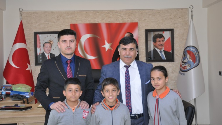 23 Nisan Başkanımız Görevde