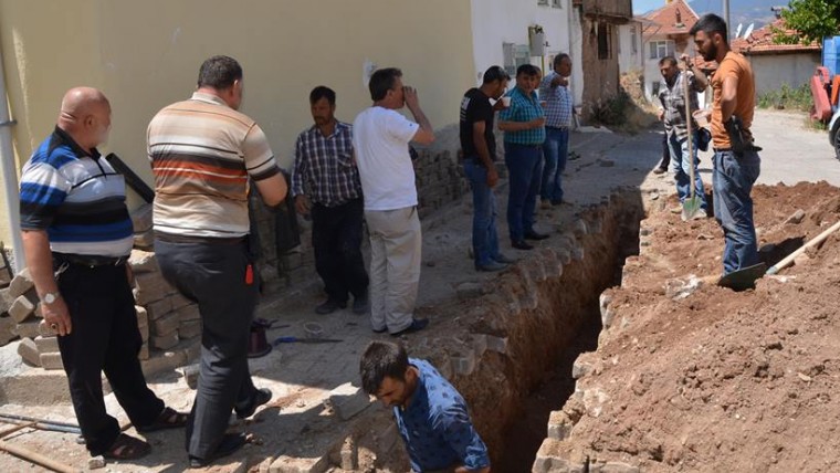 Dere Mahallemizde Su Sıkıntısı Sona Erdi