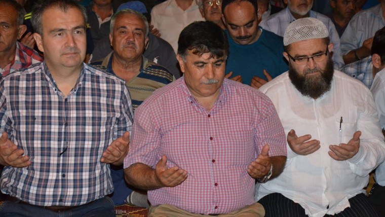 Hep Birlikte Demokrasi Meydanındayız