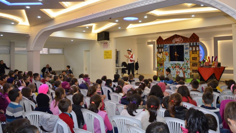 Çocuklara Ücretsiz Kukla Tiyatrosu