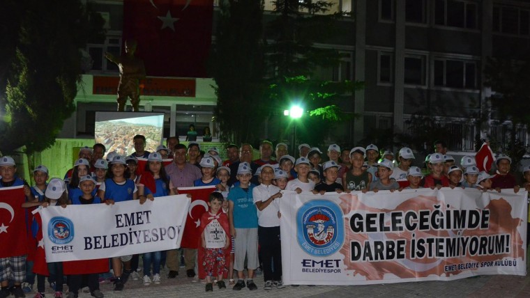 Geleceğimde Darbe İstemiyorum