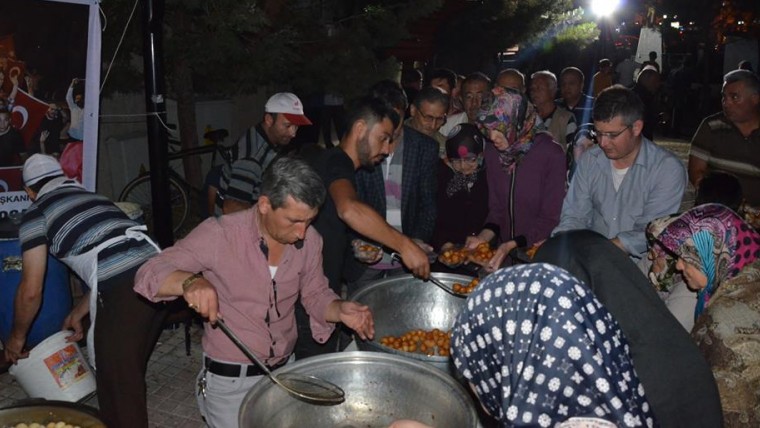 Demokrasi Şehitlerimiz İçin Lokma