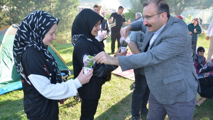 HIDIRELLEZ ŞENLİKLERİNDE ANNELERİMİZDE UNUTULMADI...