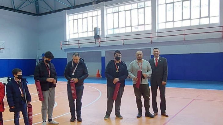 SATRANÇ ŞAMPİYONLARI ÖDÜLLERİNİ ALDI