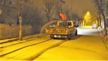 Emet İlçemizde Yoğun Kar Yağışı Sonrası Karla Mücadele