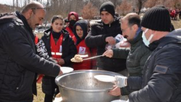 EMET KAYMAKAMLIĞI-EMET BELEDİYESİ CEVİZDERE 100.YIL ZAFERİ ETKİNLİKLERİ KAPSAMINDA ÇALCAĞIL KÖYÜNDEN CEVİZDERE SAVAŞLARININ YAPILDIĞI BÖLGEYE ŞEHİTLERİMİZE SAYGI YÜRÜYÜŞÜ YAPILDI...