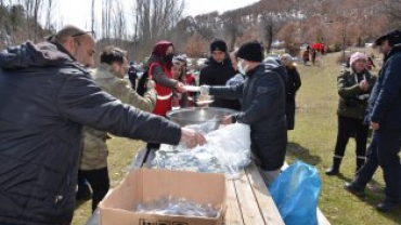 EMET KAYMAKAMLIĞI-EMET BELEDİYESİ CEVİZDERE 100.YIL ZAFERİ ETKİNLİKLERİ KAPSAMINDA ÇALCAĞIL KÖYÜNDEN CEVİZDERE SAVAŞLARININ YAPILDIĞI BÖLGEYE ŞEHİTLERİMİZE SAYGI YÜRÜYÜŞÜ YAPILDI...