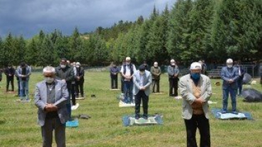 Emet İlçesmizde Fetih Gününde 10 Hafta Sonra İlk Cuma Namazı