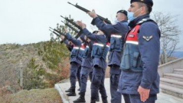 18 MART ÇANAKKALE GURURUMUZUN 106. YILINDA ŞEHİTLERİMİZİ CEVİZDEREMİZDE ANDIK...