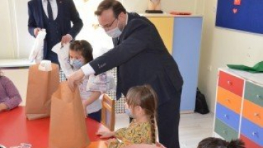 Emet Belediyemiz Çocukları Heymandan Mahrum Bırakmadı