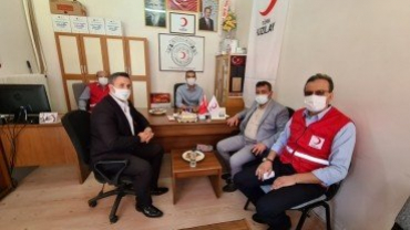 Emet Kızılay ve Belediyemizden Sokak Dostlarımıza 2 Adet Mamamatik