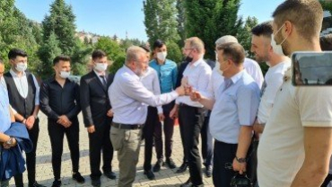 AK PARTİ KÜTAHYA MİLLETVEKİLİ AHMET TAN, BİR DİZİ ETKİNLİĞE KATILMAK, VE ESNAF ZİYARETLERİ İÇİN İLÇEMİZE GELDİ...