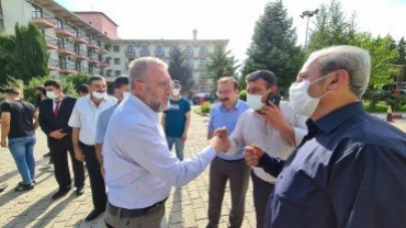 AK PARTİ KÜTAHYA MİLLETVEKİLİ AHMET TAN, BİR DİZİ ETKİNLİĞE KATILMAK, VE ESNAF ZİYARETLERİ İÇİN İLÇEMİZE GELDİ...
