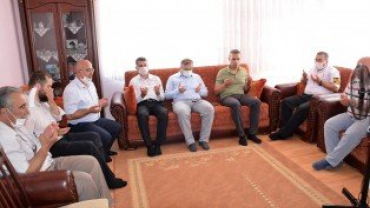 kURBAN BAYRAMI ARİFESİNDE ŞEHİT AİLELERİMİZE ZİYARET