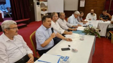 MUHTARLARLA BİR ARAYA GELİNİP TOPLANTI DÜZENLENDİ