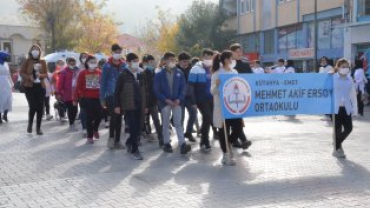 Bugün cumhuriyetimizin 98. yılı. Coşkuluyuz, gururluyuz. #29Ekim #CumhuriyetBayramı'mız kutlu olsun, cumhuriyetimiz daim olsun.
