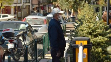 Cumhuriyetimizin kuruluşunun 98. yılında Kutlama Programları Hükümet Meydanında Atatürk anıtına Çelenk Koyma Töreni İle Başladı