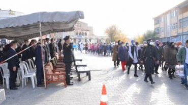 Bugün cumhuriyetimizin 98. yılı. Coşkuluyuz, gururluyuz. #29Ekim #CumhuriyetBayramı'mız kutlu olsun, cumhuriyetimiz daim olsun.