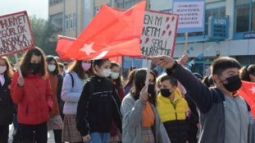 Bugün cumhuriyetimizin 98. yılı. Coşkuluyuz, gururluyuz. #29Ekim #CumhuriyetBayramı'mız kutlu olsun, cumhuriyetimiz daim olsun.