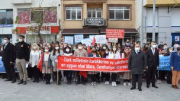 Bugün cumhuriyetimizin 98. yılı. Coşkuluyuz, gururluyuz. #29Ekim #CumhuriyetBayramı'mız kutlu olsun, cumhuriyetimiz daim olsun.