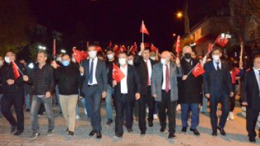 Emet 29 Ekim Cumhuriyet Bayramı Kutlamaları Fener Alayı Kortej Yürüyüşünden Kareler