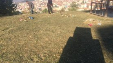 BELEDİYEMİZ PARK,BAHÇE VE TEMİZLİK İŞLERİ  AMİRLİĞİMİZCE  ŞELALE SOSYAL TESİSLERİMİZİN, ÇEVRE TEMİZLİĞİ, ŞEHİTLİK MEVKİİ OT VB TEMİZLİK,GENEL BAKIM VE TEMİZLİK ÇALIŞMALARI GERÇEKLEŞTİRİLDİ...