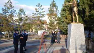 09:05... Saygı ve Minnetle.