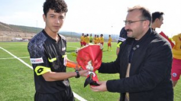 BAŞARILAR DİLİYORUZ