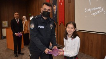 BUGÜN ÖĞRETMENLERİMİZİN GÜNÜ