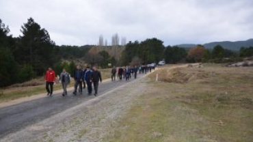 24 KASIM ÖĞRETMENLER GÜNÜ ETKİNLİKLERİNDE DOĞA YÜRÜYÜŞÜ