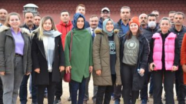 24 KASIM ÖĞRETMENLER GÜNÜ ETKİNLİKLERİNDE DOĞA YÜRÜYÜŞÜ